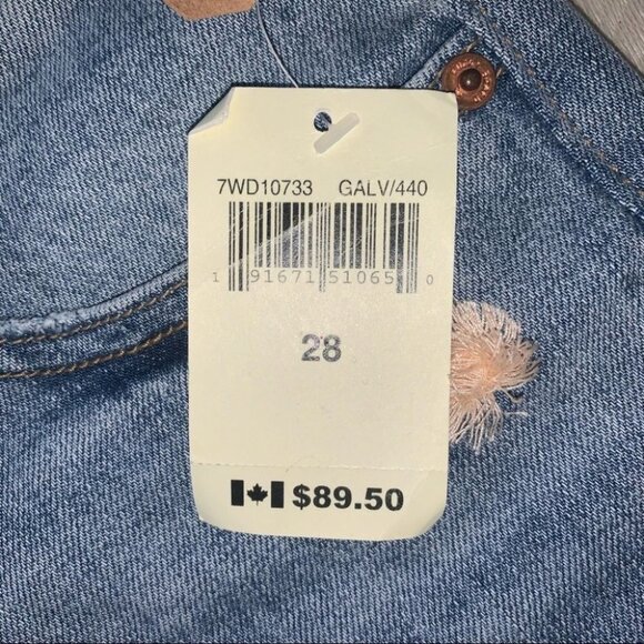 Lucky Brand Jean Shorts Size 28 Blue Denim Multicolour Pompoms Lucky‎ Pins NWT - Picture 11 of 13
